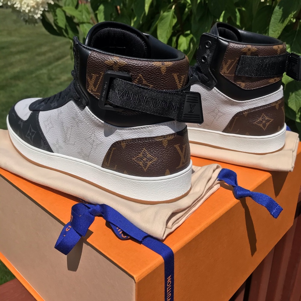 Louis Vuitton Monogram Hightop Sneakers - Picture 3 of 9